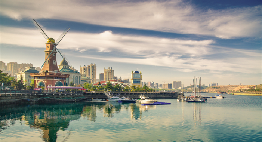 【“飛閱”中國】“瞰”遼寧丨云“瞰”大連藍色海岸線