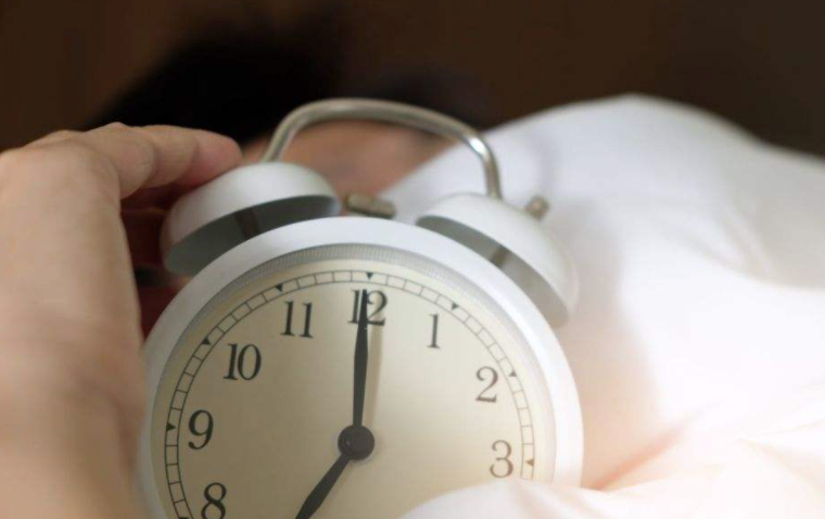 漲“健”識：“賴床”5分鐘可保護血管？冬天不起床又有新理由了