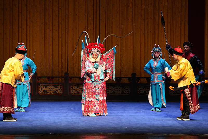 過大年 看大戲 盤點春節假期里的文藝活動